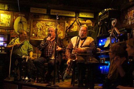 konzert-in-papa-joes-jazzlokal