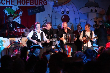 kostuemsitzung