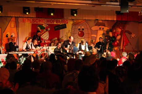 kostuemsitzung