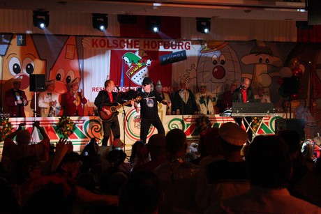 kostuemsitzung