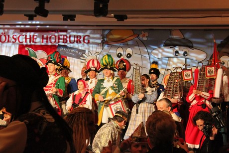 kostuemsitzung