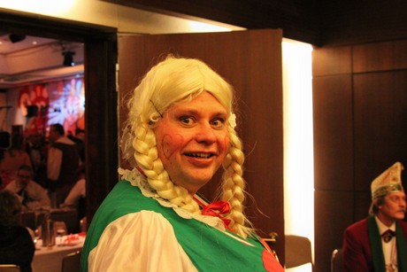 kostuemsitzung