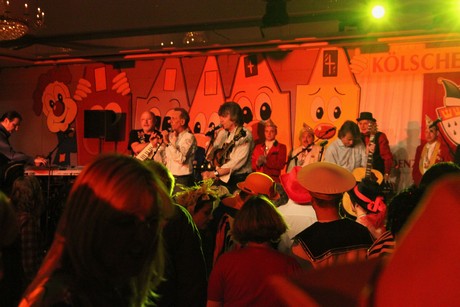 kostuemsitzung