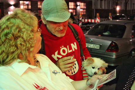 kuenstler-helfen-kindern