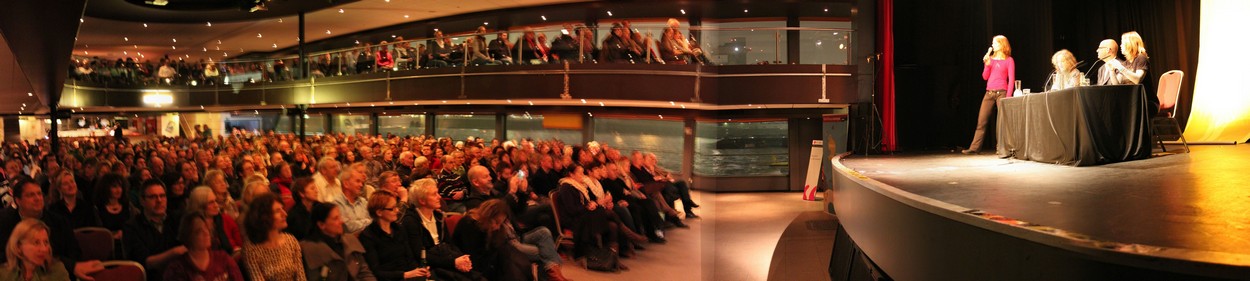 Lit.Cologne - Harlan Coben & Anneke Kim Sarnau