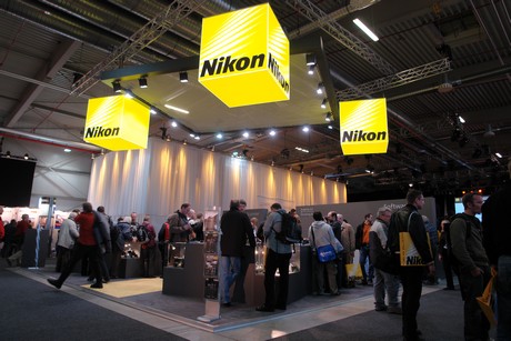 nikon
