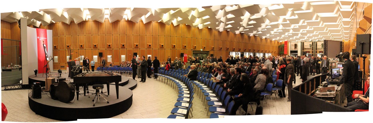 Podiumsdiskussion mit Gerhard Schröder