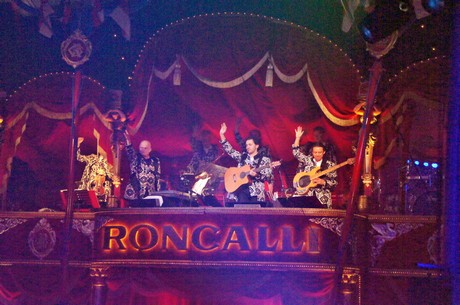premiere-cirkus-roncalli