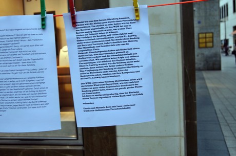 protestaktion-auf-dem-wallrafplatz