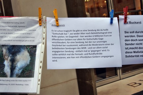 protestaktion-auf-dem-wallrafplatz