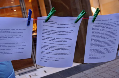 protestaktion-auf-dem-wallrafplatz