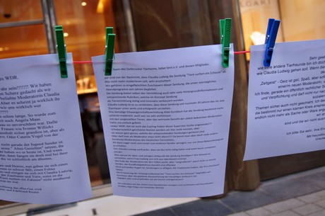protestaktion-auf-dem-wallrafplatz