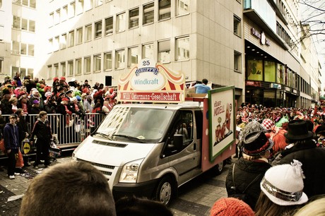 Rosenmontagszug