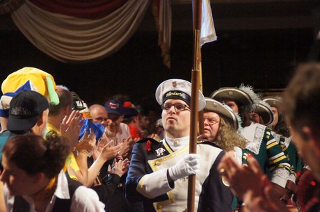 sitzung-der-aidshilfe