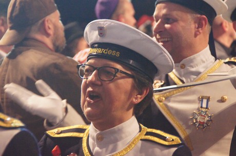 sitzung-der-aidshilfe