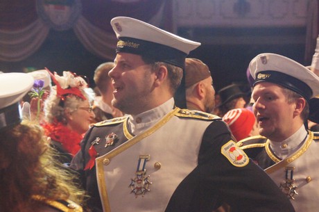 sitzung-der-aidshilfe