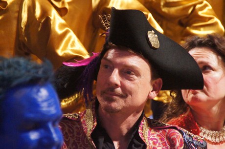 sitzung-der-aidshilfe