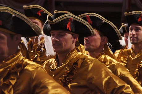 sitzung-der-aidshilfe