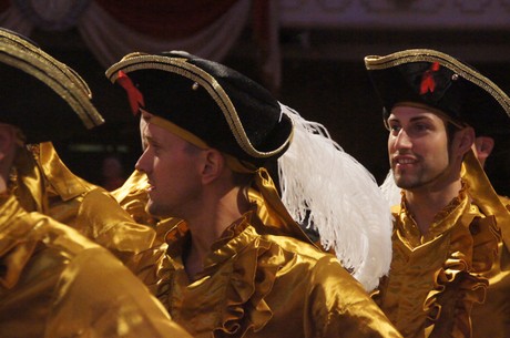 sitzung-der-aidshilfe
