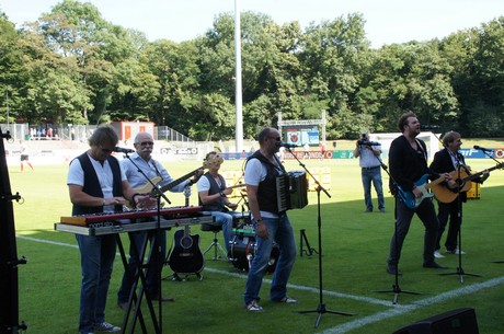 saisoneroeffnung-fc-viktoria
