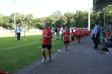 saisoneroeffnung-fc-viktoria