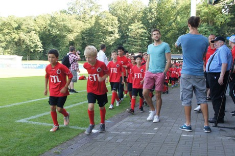 saisoneroeffnung-fc-viktoria