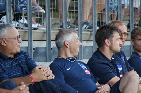 saisoneroeffnung-fc-viktoria