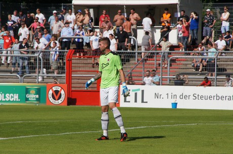 saisoneroeffnung-fc-viktoria
