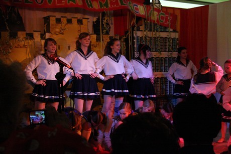 stehsitzung