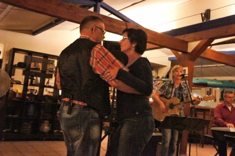 ue30-Party-Strandbad-Marie