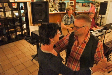 ue30-Party-Strandbad-Marie