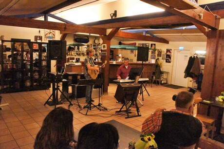 ue30-Party-Strandbad-Marie