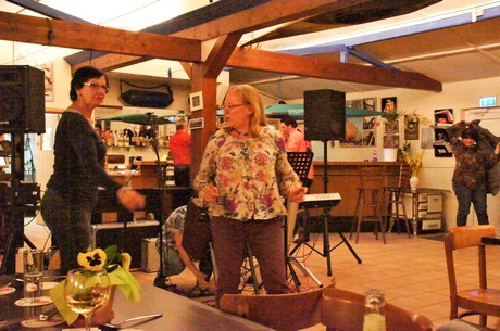 ue30-Party-Strandbad-Marie