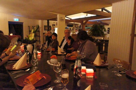 ue30-Party-in-Strandbad-Langel