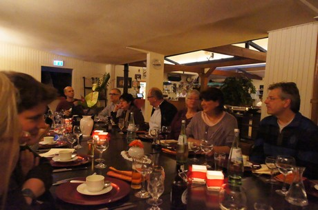 ue30-Party-in-Strandbad-Langel