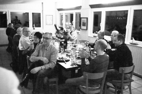 ue30-Party-in-Strandbad-Langel