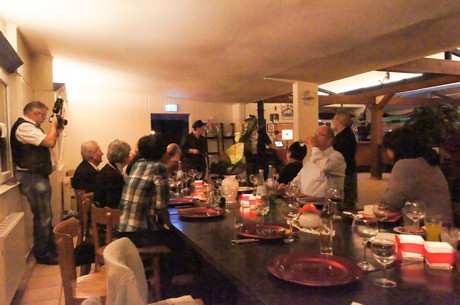 ue30-Party-in-Strandbad-Langel