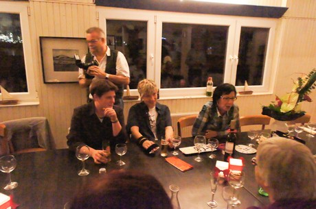 ue30-Party-in-Strandbad-Langel