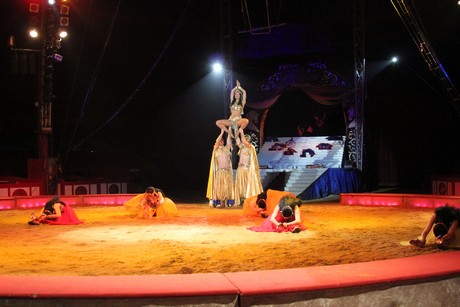 circus-krone
