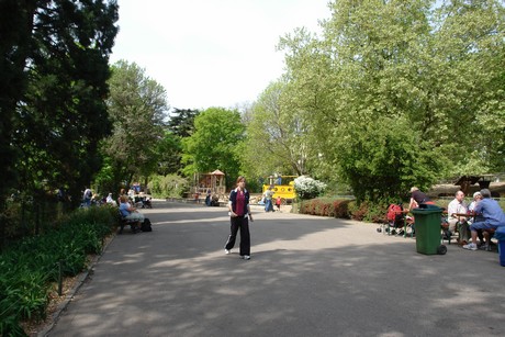 zoo