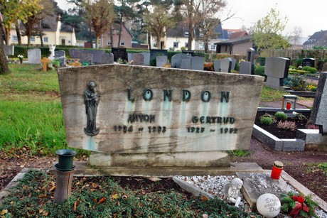 auenheim-friedhof