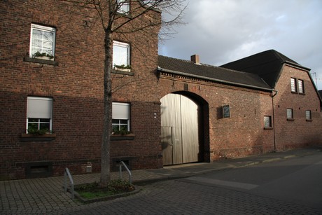niederaussem