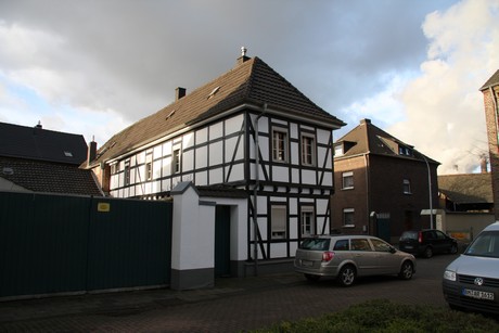 niederaussem