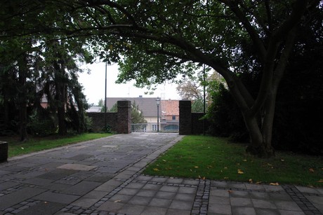 quadrath-ichendorf-friedhof