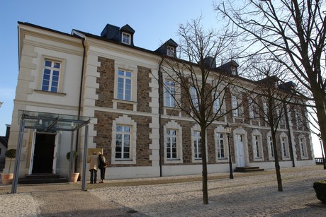 schloss-bensberg