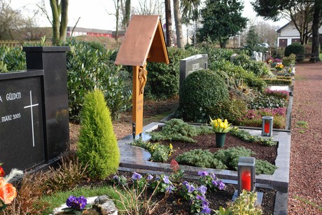 angelsdorf-friedhof