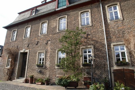burg-efferen