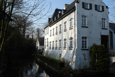 burg-gleuel