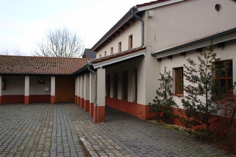 buir-evangelische-kirche