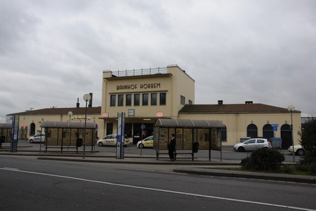 bahnhof